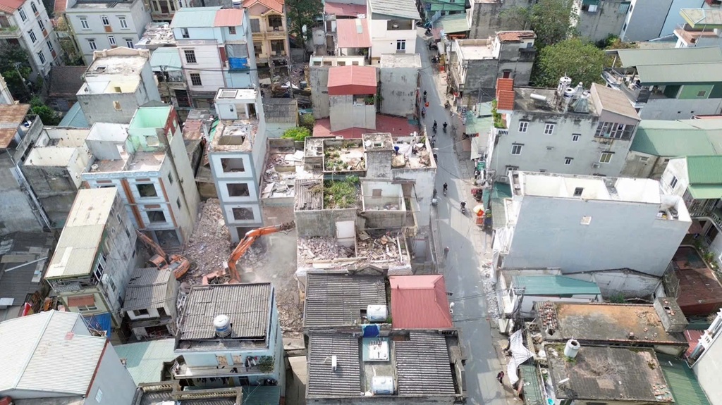 Thi công giải phóng mặt bằng Tây Thăng Long đoạn qua phường Đông Ngạc tháng 3 năm 2026